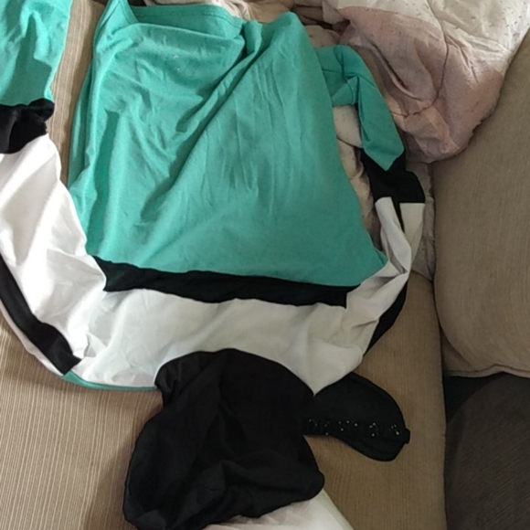 Suit - Picture 2 of 2